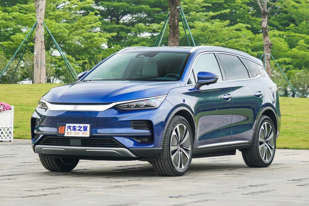 BYD Tang mở bán tại Việt Nam dù gây tranh cãi về tên gọi, giá 1,569 tỷ đồng - 1