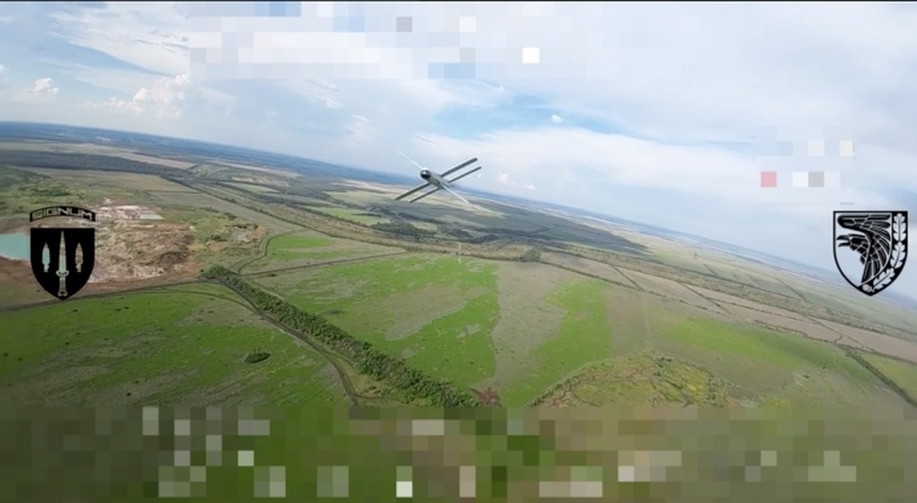 Ukraine lấy UAV trị UAV, làm mù mắt thần trên không của Nga - 1