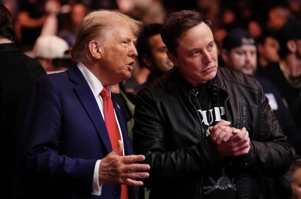 Mẹ Elon Musk tiết lộ về tình bạn giữa con trai và Tổng thống Trump - 1