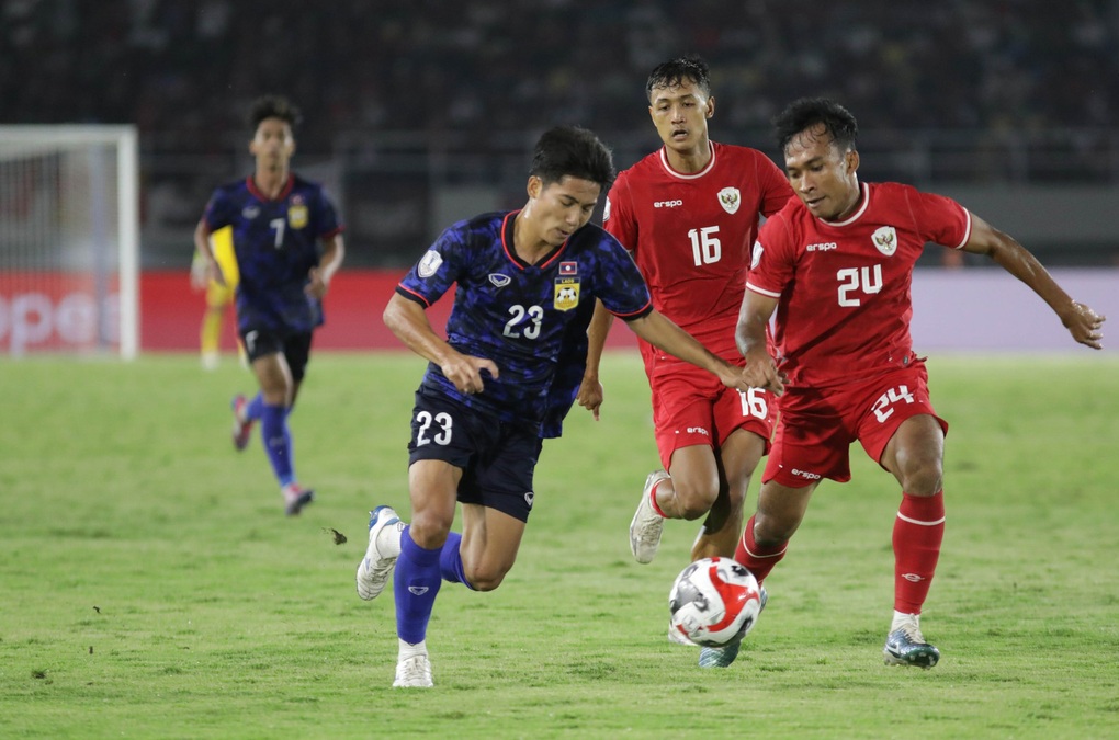 Indonesia mất điểm đáng kể trên bảng xếp hạng FIFA sau trận hòa Lào - 1