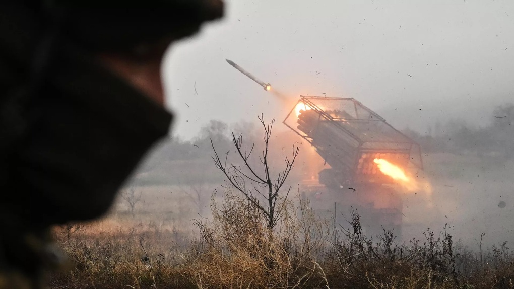 Ukraine tấn công trung tâm chỉ huy Nga, xung đột vùng Kursk nóng rực - 1